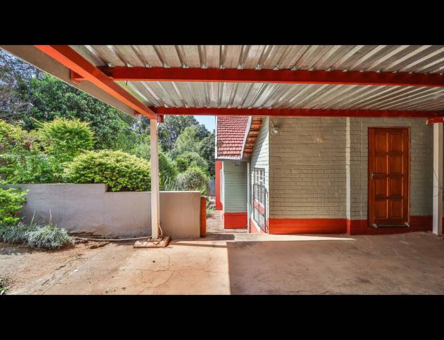 4 BEDROOM HOUSE FOR SALE IN BOUGHTON
